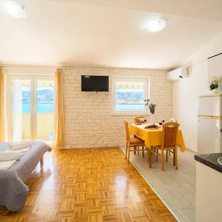 Ferienwohnung Galinec With Mountain And Seaview Metajna Zimmer foto