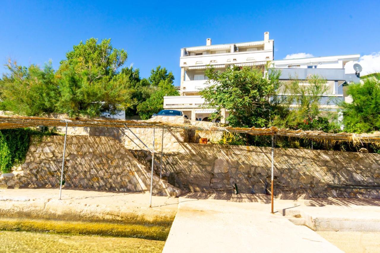 Galinec With Mountain And Seaview Apartment *
