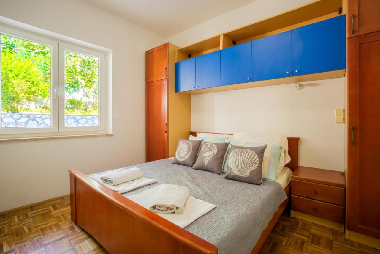 Apartment Galinec With Mountain And Seaview *