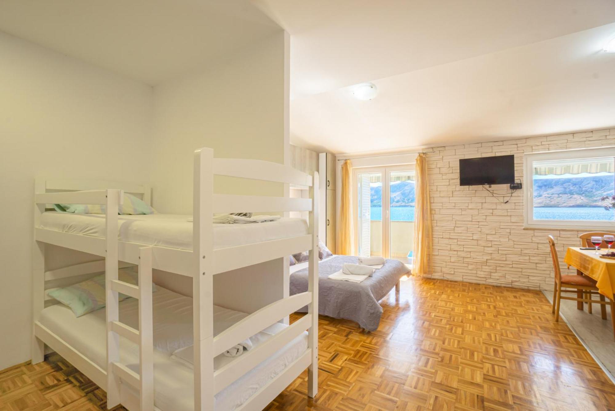 Galinec With Mountain And Seaview Apartment Metajna